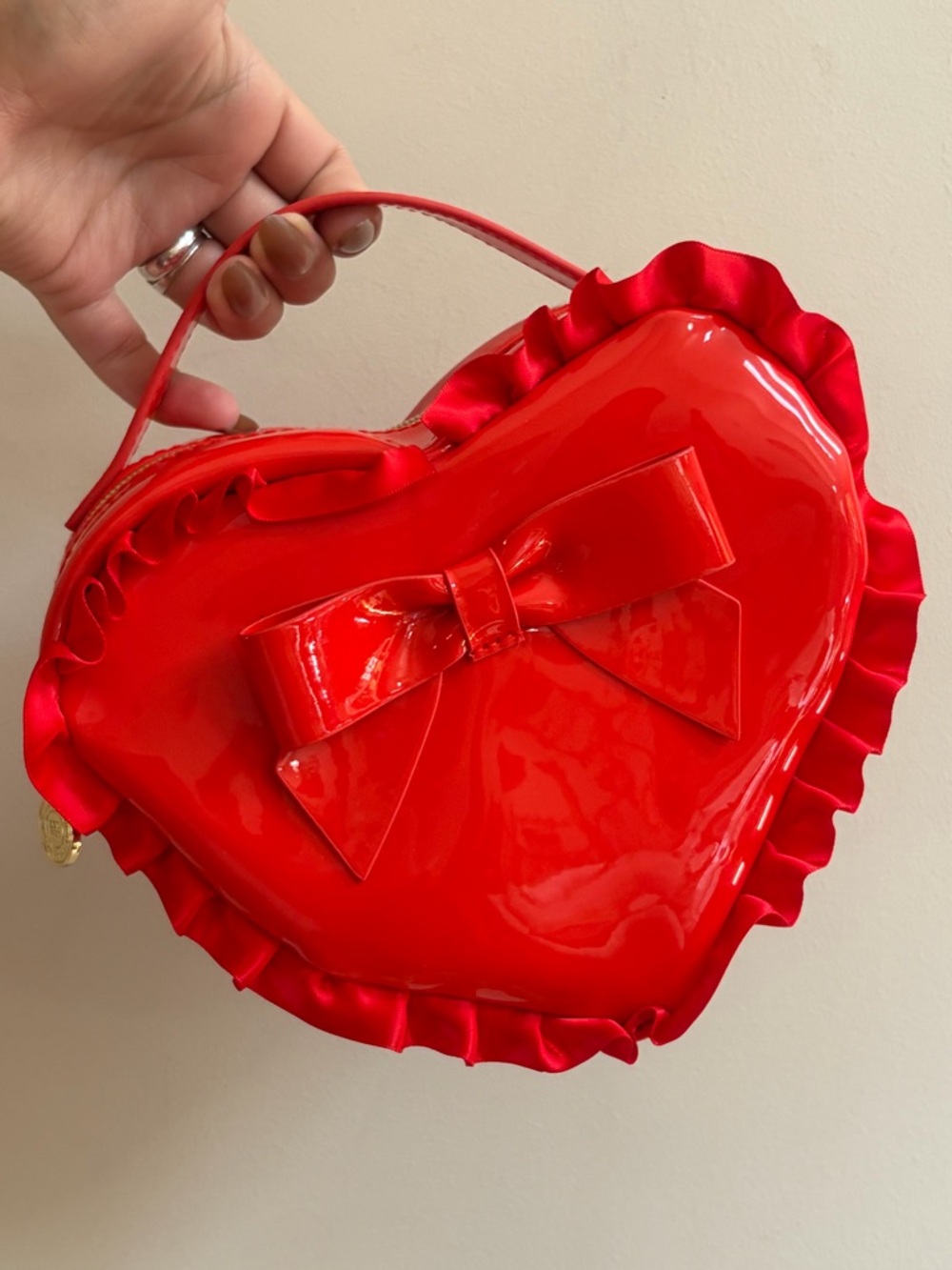 Bath & Body Works Red Heart Shaped Ruffle Edge Top Handle Handbag Purse Bag